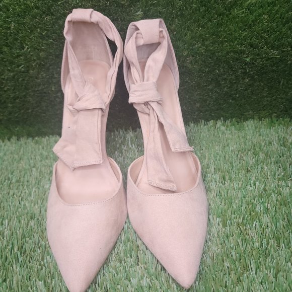 EVA MENDES Suede Tan Pointy Wrap Up Heels in Excellent Condition - Picture 4 of 4